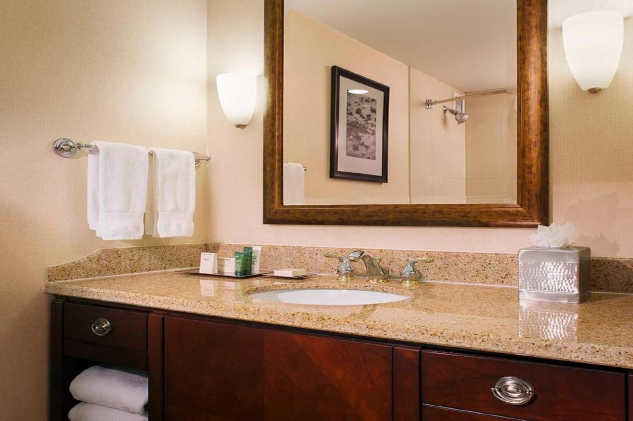 Hilton Providence Hotel Kültér fotó